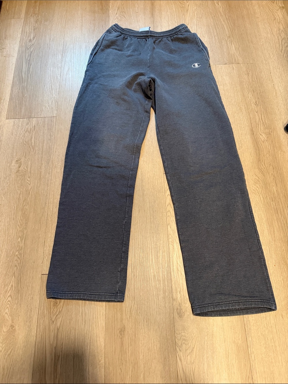 Champion Men’s Charcoal Grey Fleece Sweatpants with Logo